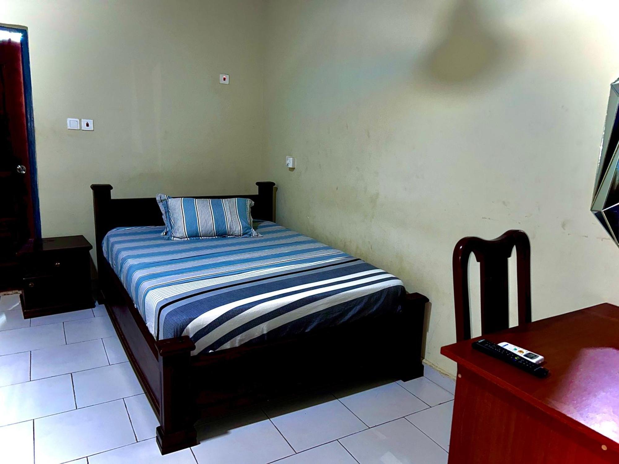 Jessie Hotel Adenta エクステリア 写真